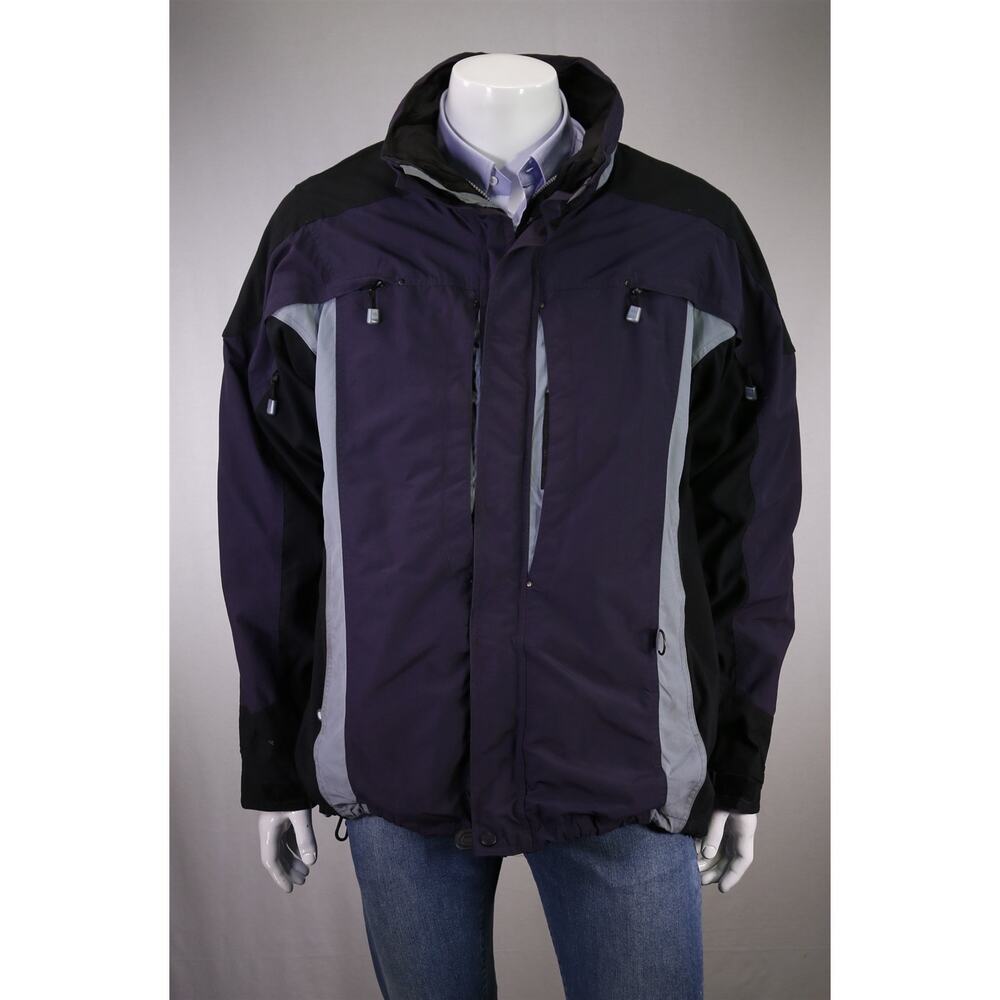 Men's Black and Gray Jacket